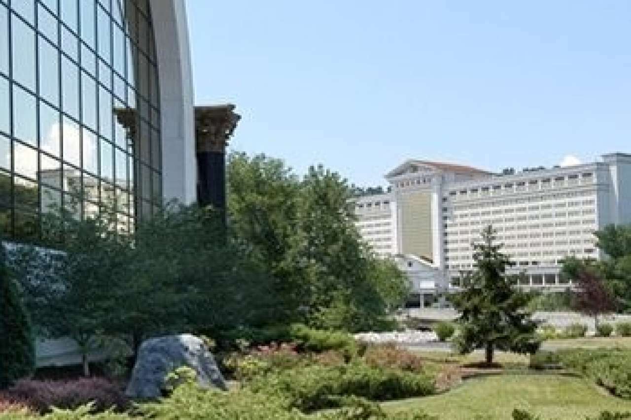 Caesars Southern Indiana Elizabeth Exterior photo